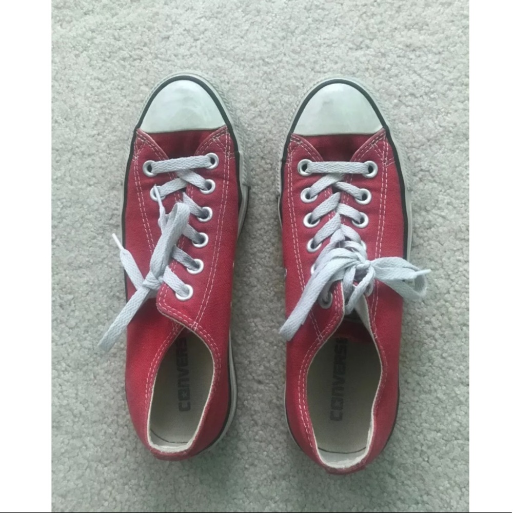 Red Converse Size 7 Women's, Men's 5